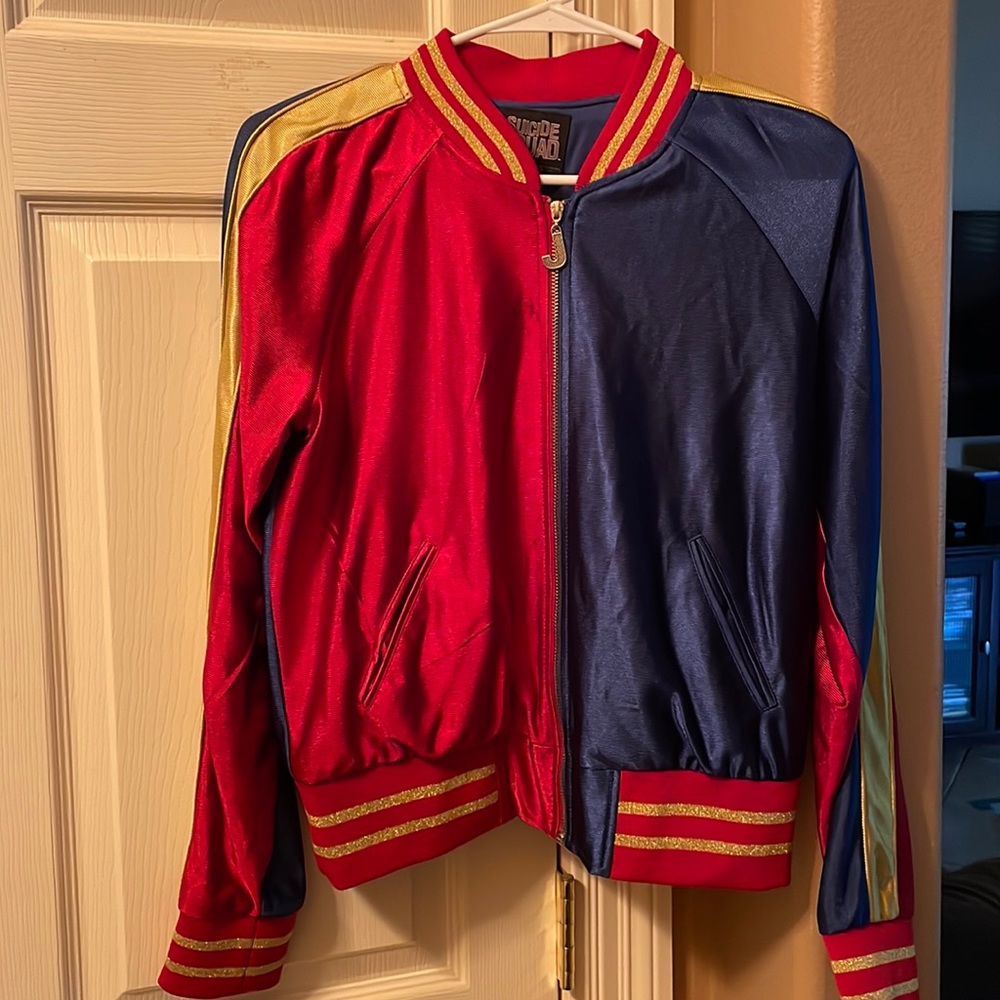 Hot Topic Suicide Squad Harley Quinn jacket. Size small